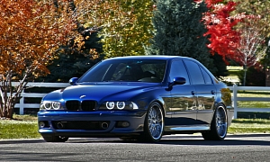 BMW E39 M5 with Full Dinan Exhaust Sounds Good