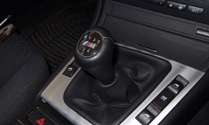 BMW E46 3 Series OEM Illuminated Gear Knob Install DIY