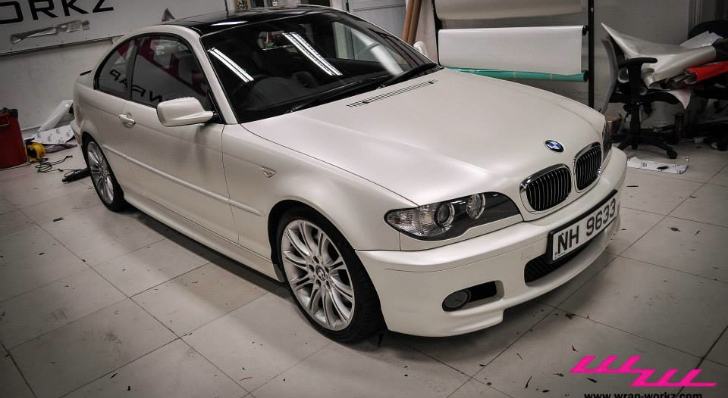 BMW E46 330Ci in Satin Pearl White