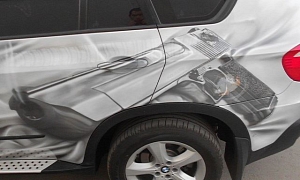 BMW E70 X5 Gets a .50 Desert Eagle Airbrushed on Its Side