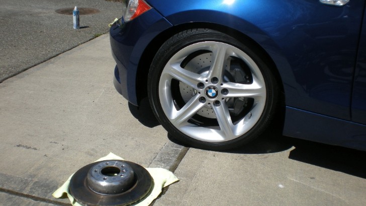 BMW E82 135is with Performance Rotors
