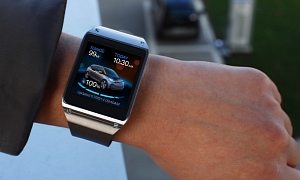 BMW i Remote App for Galaxy Gear Introduced at 2014 CES