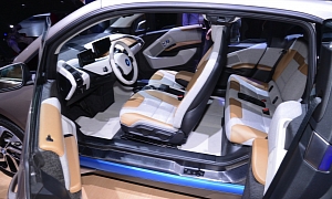 BMW i3 Interior Amazes at 2014 Detroit Auto Show <span>· Live Photos</span>