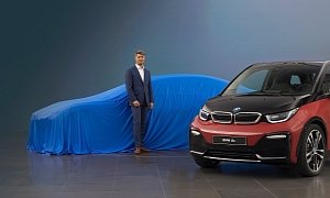 BMW i5 Previewed By Tesla Model 3-Sized Concept at 2017 Frankfurt Motor Show