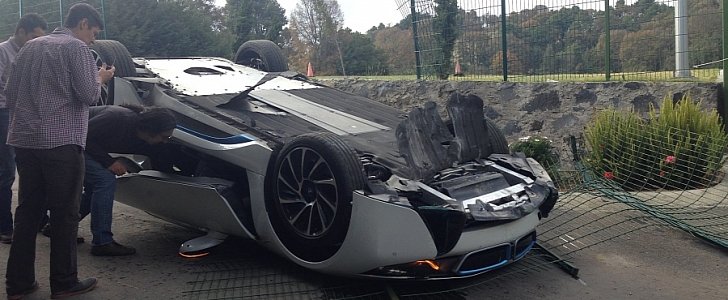 BMW i8 Flips During Test Drive Crash in Mexico