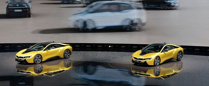 BMW i8 Protonic Frozen Yellow edition in Frankfurt