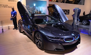 BMW i8 Shows Up at the 2014 Detroit Auto Show <span>· Live Photos</span>