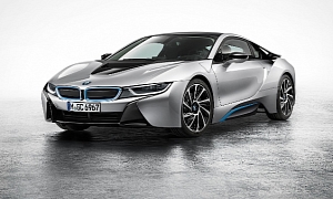 BMW i8 Wins Automobile Magazine’s 2014 Design of the Year Award