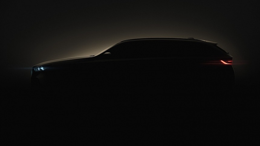 BMW teases the upcoming 5 Series Touring