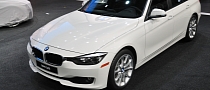 BMW Launches 320i Entry-Level 3-Series in Detroit