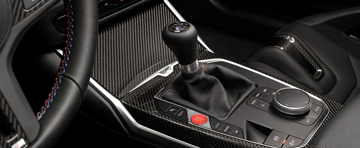 Manual gearbox in a BMW M2
