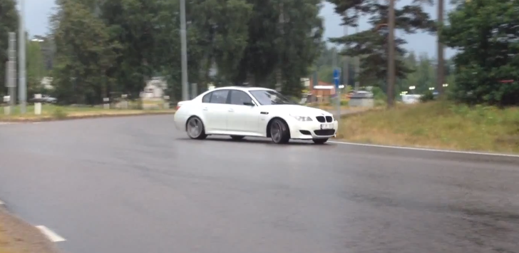 BMW E60 M5 drifting in a Roundabout