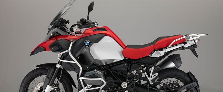 2016 BMW R1200GS Adventure in red