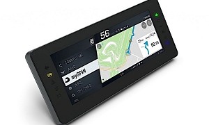 BMW Motorcycles the First to Use Bosch’s New Integrated Split Screen Display
