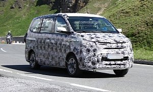 BMW-Powered Brilliance Jinbei MPV Spotted Testing in the Mountains