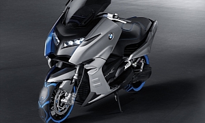 BMW Preparing Maxi Scooter Offensive