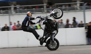 BMW Rider Wins German Stunt Riding Contest