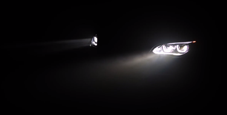 BMW 7 Series Headlights