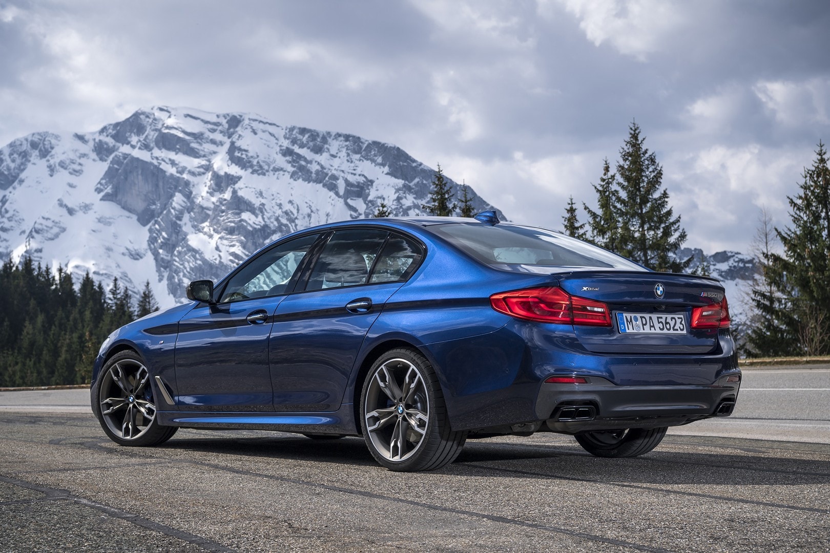 https://s1.cdn.autoevolution.com/images/news/bmw-squeezes-out-more-power-from-x3-m40i-x4-m40i-m550i-xdrive-in-the-us-139621_1.jpg