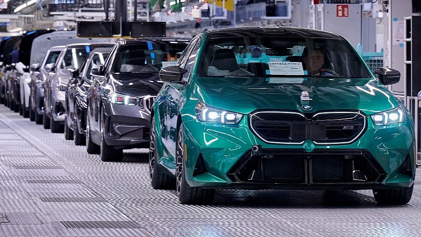 2025 BMW M5 production in Dingolfing