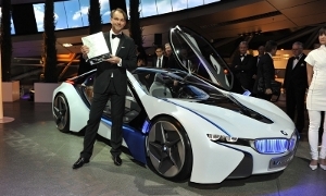 BMW Vision EfficientDynamics Wins Louis Vuitton Classic Award