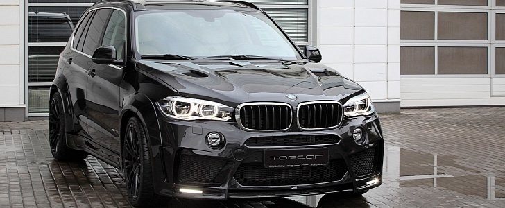 BMW X5 with Lumma CLR RS Looks Sinister in Black