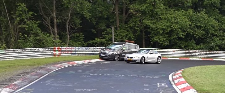 BMW Z4 Coupe Almost Crashes into Nurburgring Safety Car