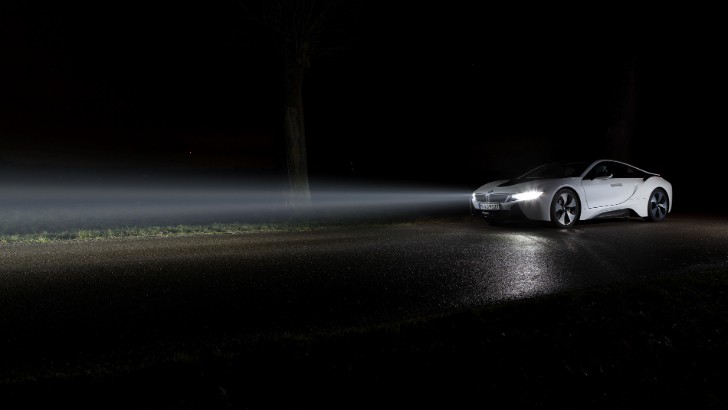 BMW i8 Laser Lights
