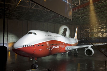 Boeing Premiered The New 747 8 Intercontinental Autoevolution