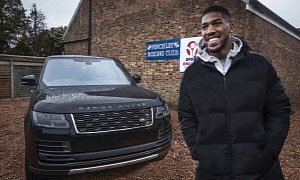 Boxing Champ Anthony Joshua Gets One-Off Range Rover SVAutobiography