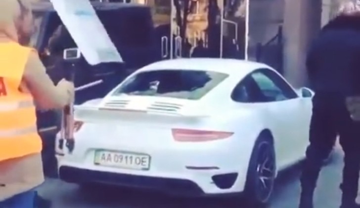 Brand New Porsche 911 Turbo Destroyed by Ukrainian Protesters