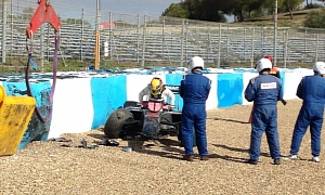 Breaking: Lewis Hamilton Crashes The Mercedes-AMG F1 W05 at Jerez