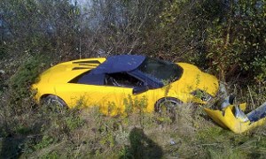 Bridegroom Wrecks Rented Lamborghini