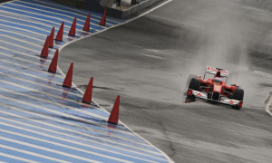 Bridgestone Intermediate F1 Tires Cause Problems in Testing