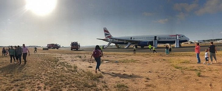 British Airways flight lands in Valencia after catching fire