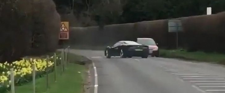 Ferrari 488 GTB Near Crash