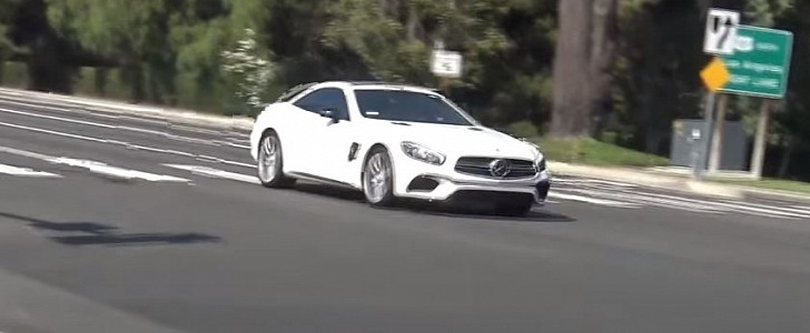 Britney Spears went for a drive in her white Mercedes-AMG SL 63