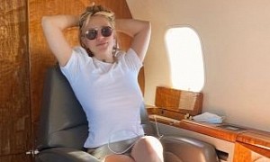 Britney Spears Is on “Cloud 9” As She Flies a Plane for the First Time