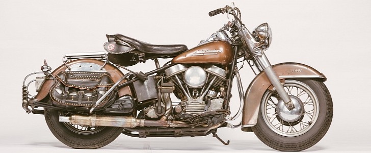 Bronco Bronze 1952 Harley Panhead Restoration