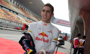 Buemi, Not in a Hurry for 2009 Seat