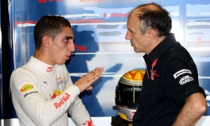 Buemi to Remain with Toro Rosso for 2010