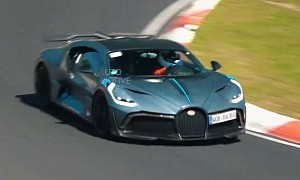 Bugatti Divo and Chiron Pur Sport Make Epic W16 Sounds Testing at Nurburgring