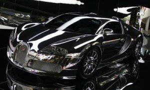 Bugatti Veyron Mirror-Finish Painted