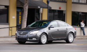 Buick Regal Gets IIHS Top Safety Pick