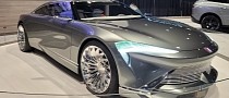 Buick Wildcat EV Concept Takes the Stand in Chicago, Previews Future Lincoln Rivals