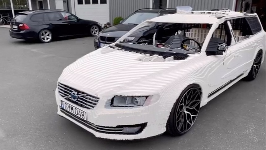 Volvo V70 made almost entirely of Lego pieces
