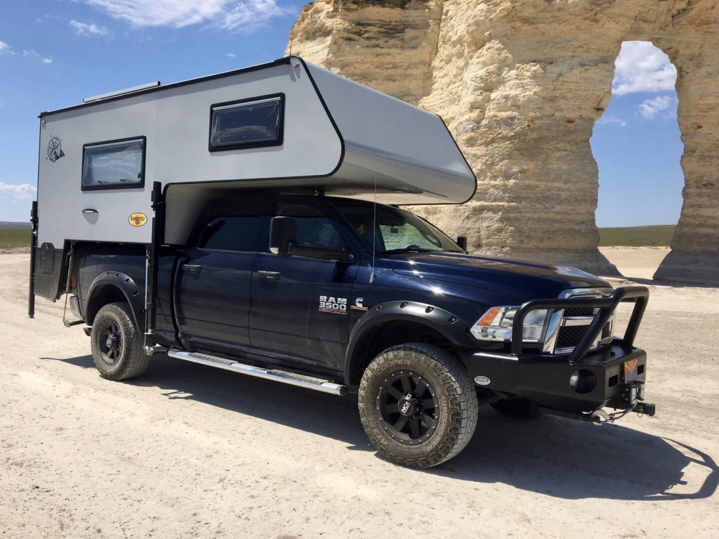 Bundutecs Roadrunner Pickup Truck Camper Feels Like Home Anywhere In The World 165171 1 