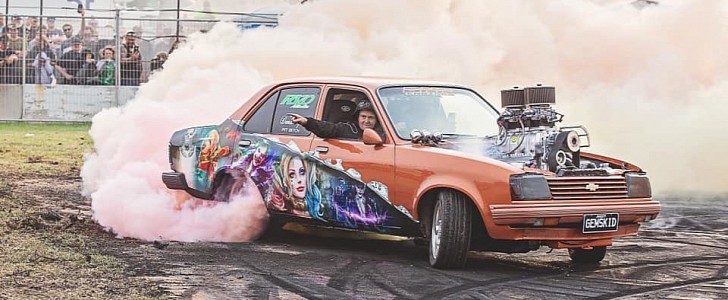 Pro driver offers for the "burnout girl" part even though she's out of the age bracket and outside of Sydney