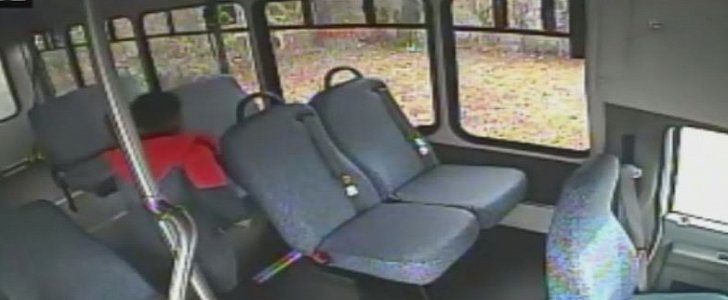 5-year-old boy left alone on cold bus after driver's shift ends in Tennessee