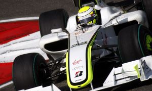 Button Eases to Bahrain GP Win